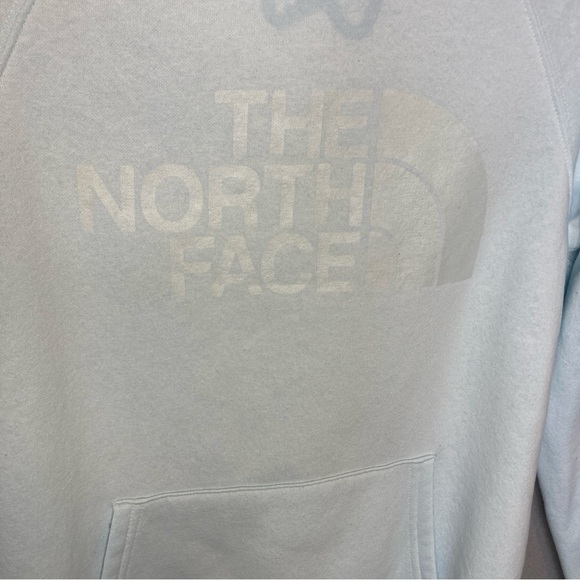 THE NORTH FACE WOMENS HOODIE, SZ-MED, BABY BLUE, EMBLEM AND POCKET ON FRONT - Picture 4 of 9